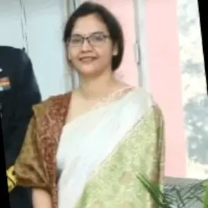 Dr Surabhi Pandey