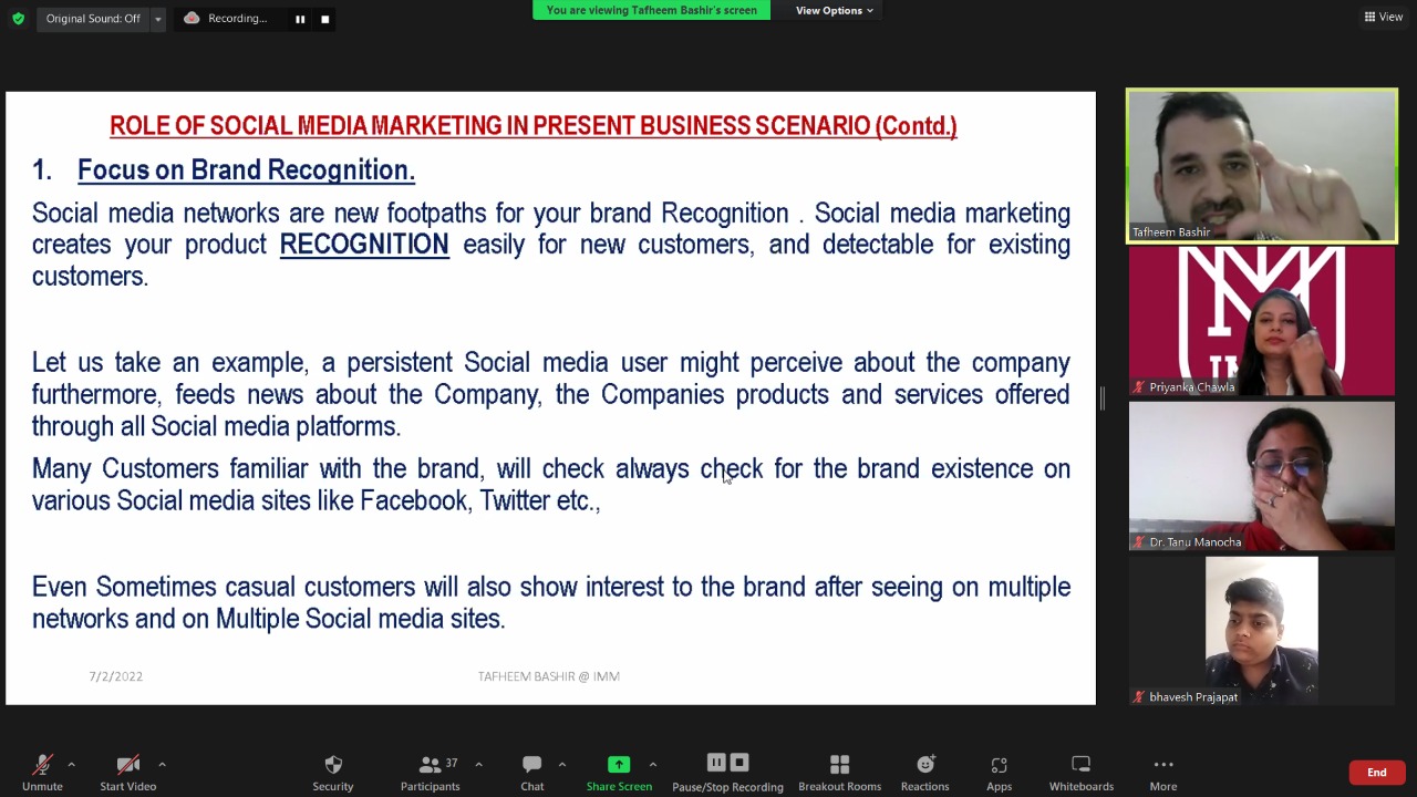 Role of Social Media Marketing in the Current Business Scenario